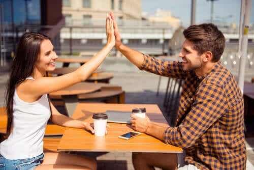 Amistad entre hombre y mujer: ¿es realmente posible?