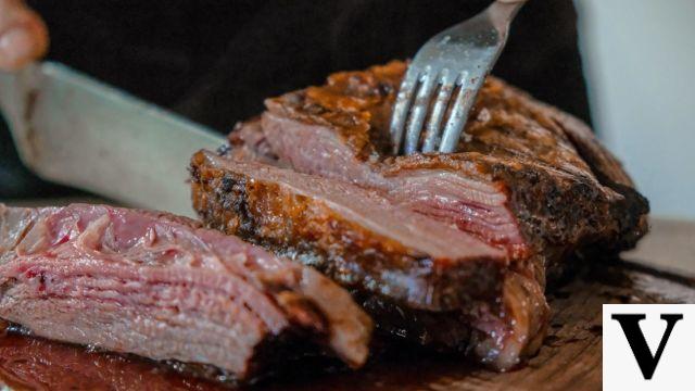 Una empresa ofrece a un amante de la carne 50.000 libras esterlinas por hacerse vegano durante 3 meses