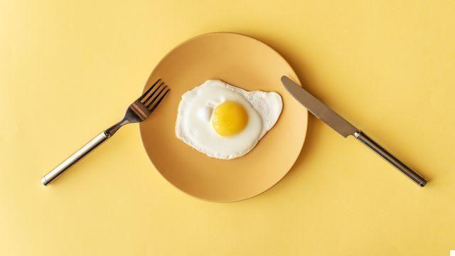 Proteína: ¿Es mejor en el desayuno o en la cena para desarrollar músculo?