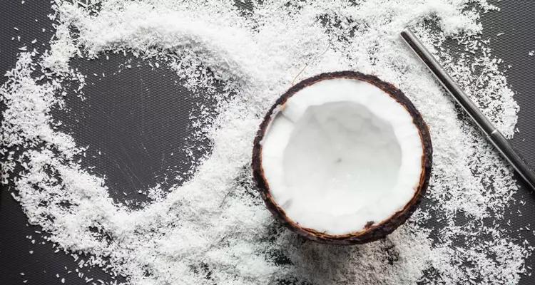 Coco deshidratado: propiedades, calorías y recetas